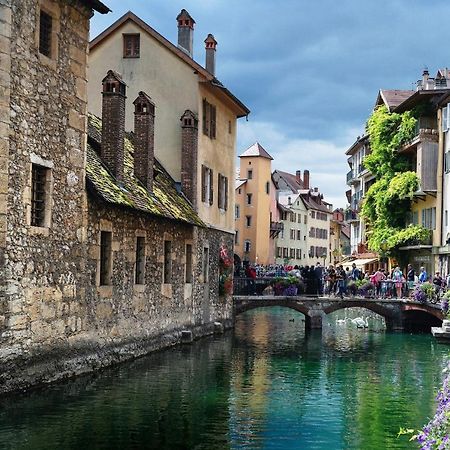 Le Family Lodge 2 Chambres 4 Personnes Classe 3 Etoiles Annecy Buitenkant foto